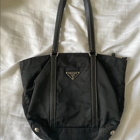Sold!! Authentic Prada Shoppers Bag - Picture 1 of 7